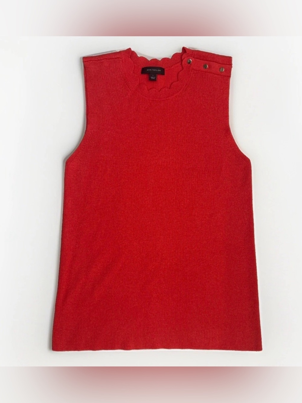Ann Taylor Women's Coral Scalloped Neck
Ribbed Sleeveless Sweater Tank Size L
